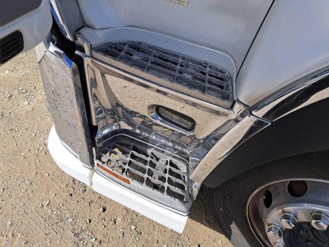 ライバーが頻繁に車両を乗り降りする際でも足腰への負担を軽減